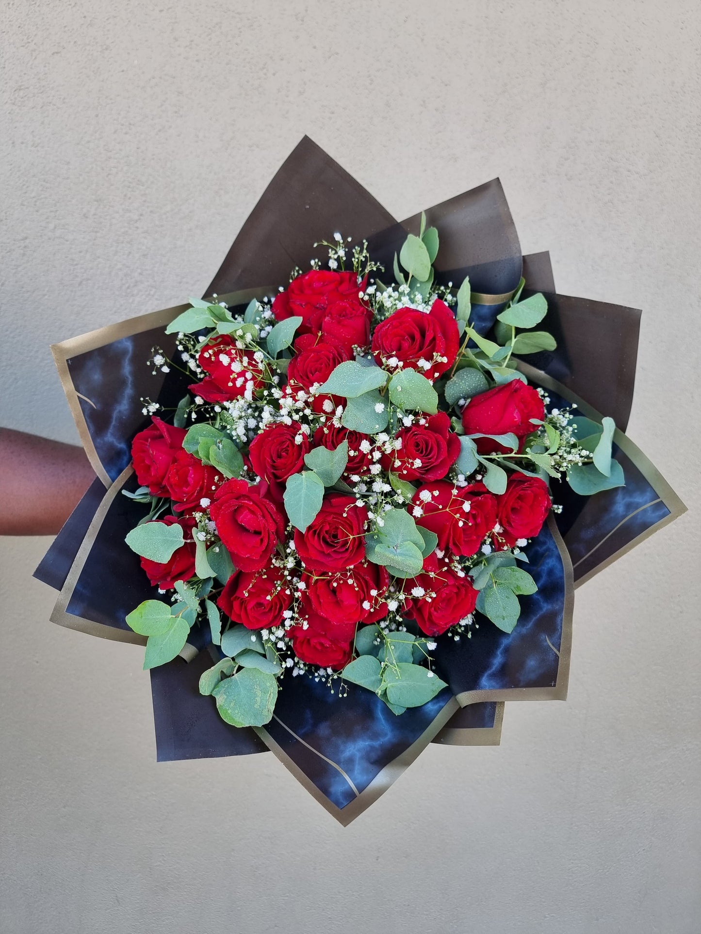 Roses & Eucalyptus Bunch