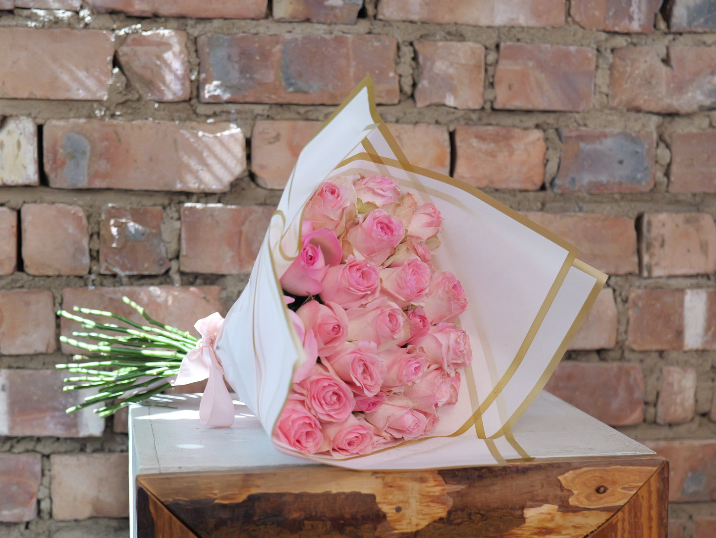 20 Light Pink Roses