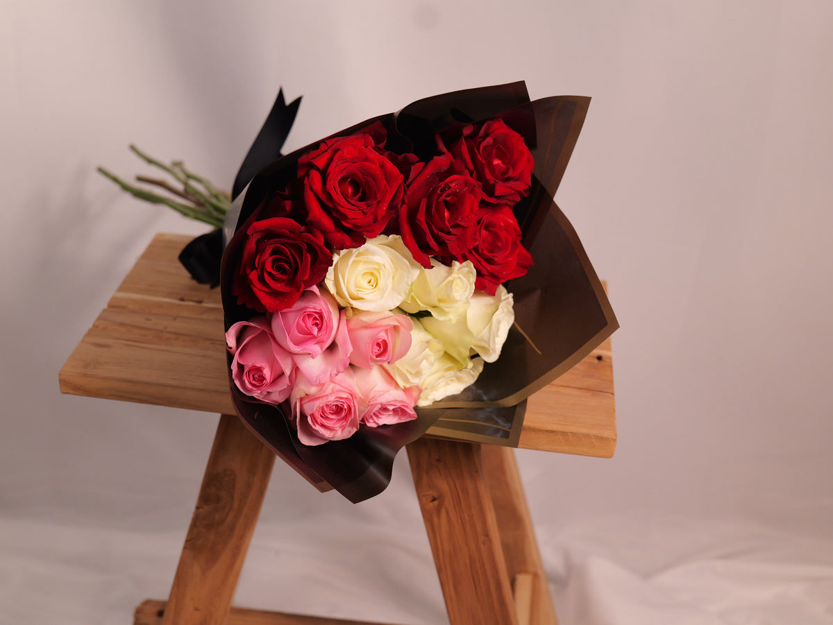 5 Red Rose, 5 Pink Roses & 5 White Roses