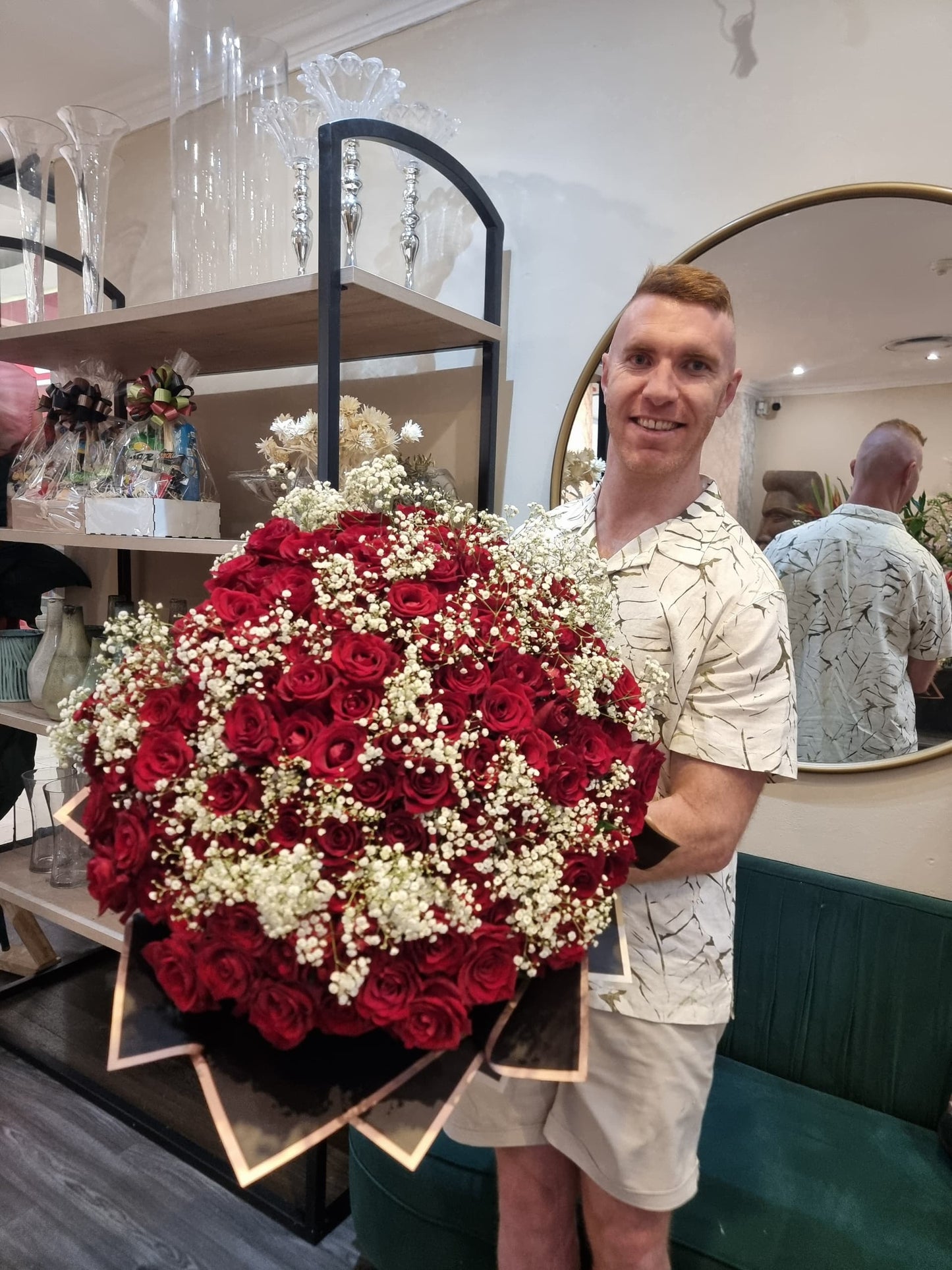 Dream Bouquet | 100x Red Roses + Baby's Breath