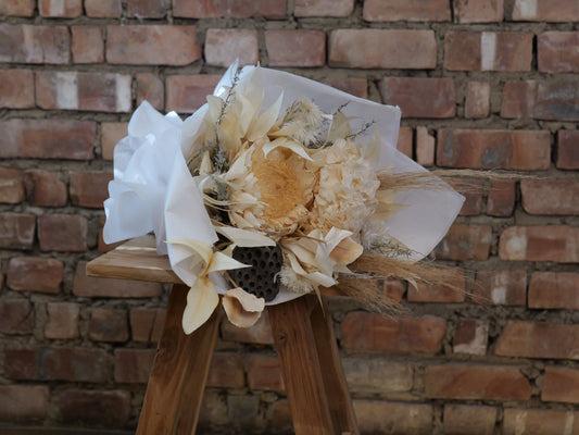 Preserved Large Bunches | Bleached