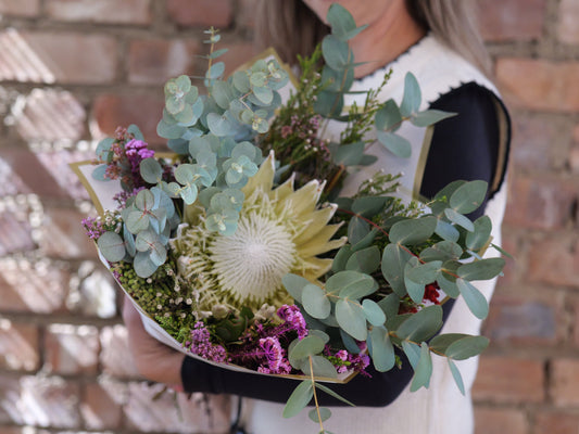 King Protea, Fynbos & Eucalyptus