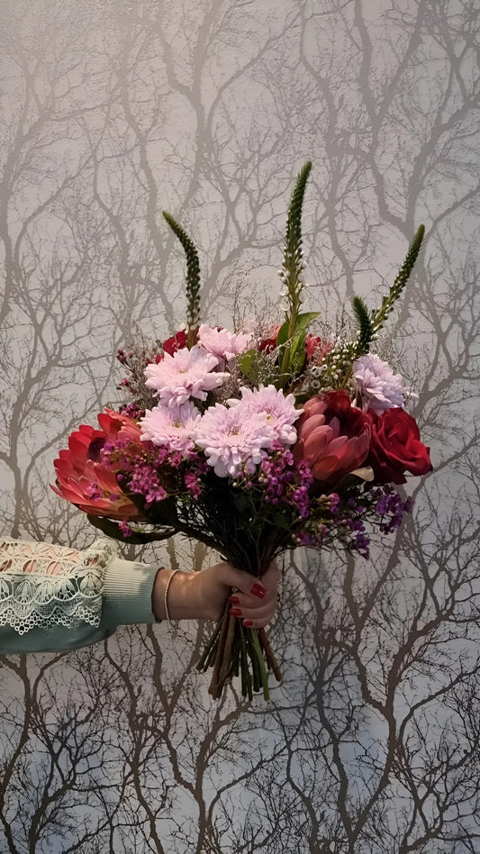 Brenda Protea & Pink Flowers Mix