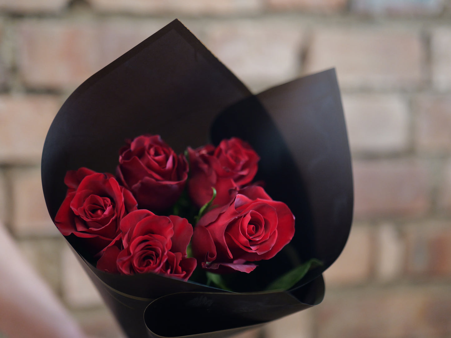 5 Red Roses